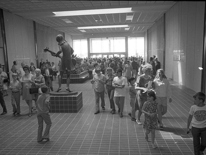 Lansing Mall - Vintage Photo